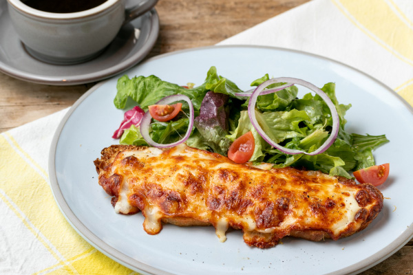 築地のブラッスリーカフェ & Ovo(アンド オーヴォ)モーニングメニュー